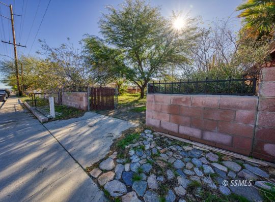 Property Photo: 429 W Church Ave CA 93555