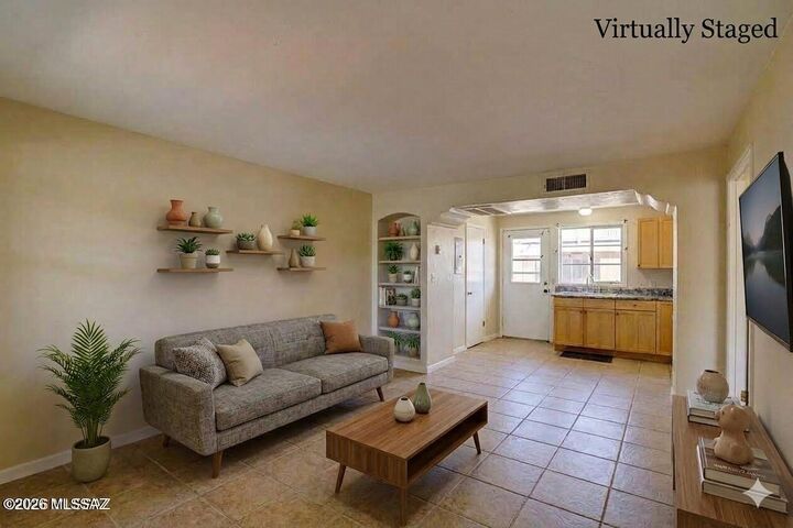Property Photo: 135 S Paseo Quinta C AZ 85614