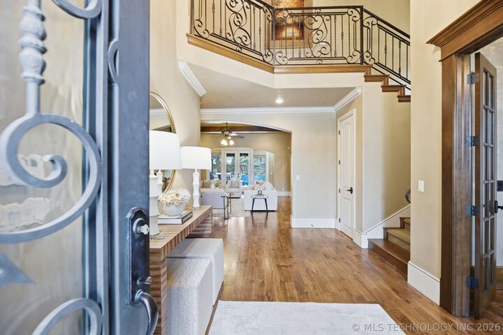 Property Photo:  8010 S Guthrie Court  OK 74132 