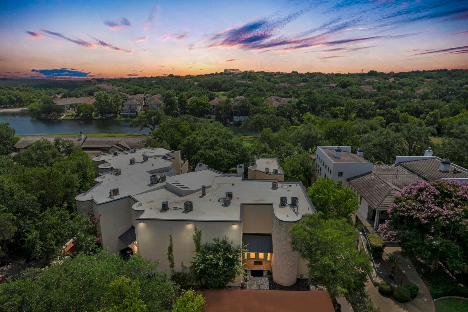 Property Photo:  1 Crystal Springs Court Court H  TX 78738 