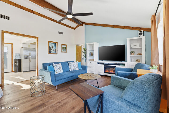 Property Photo:  803 E Desert Jewel Drive  AZ 86326 