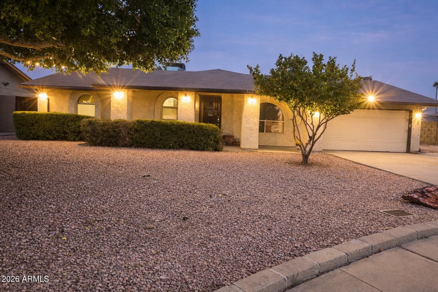 Property Photo:  3838 W Dailey Street  AZ 85053 
