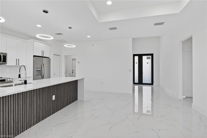 Property Photo: 3903 11th St SW FL 33976