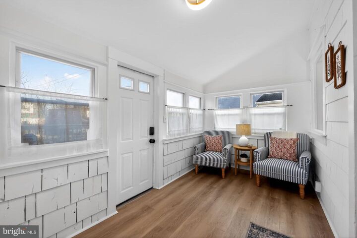 Property Photo:  446 Vernon Street  PA 19063 