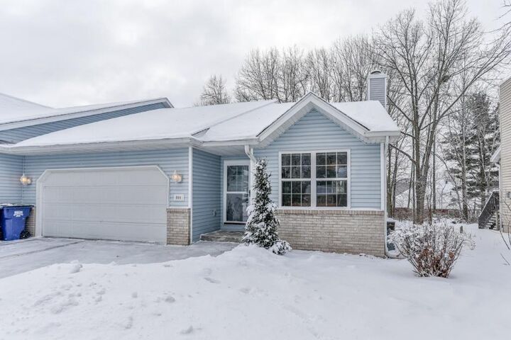 Property Photo:  804 Stone Ridge Drive  WI 54455 