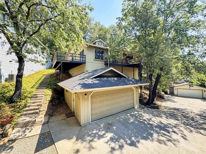 Property Photo:  19080 Tiffeni Drive  CA 95383 