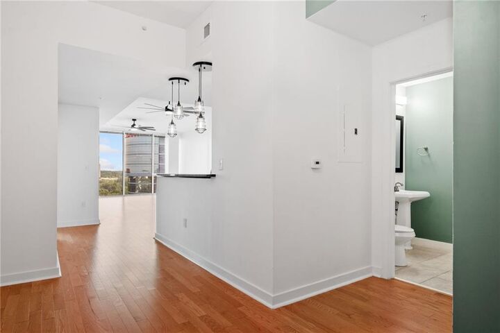 Property Photo:  3300 Windy Ridge Parkway SE 1113  GA 30339 