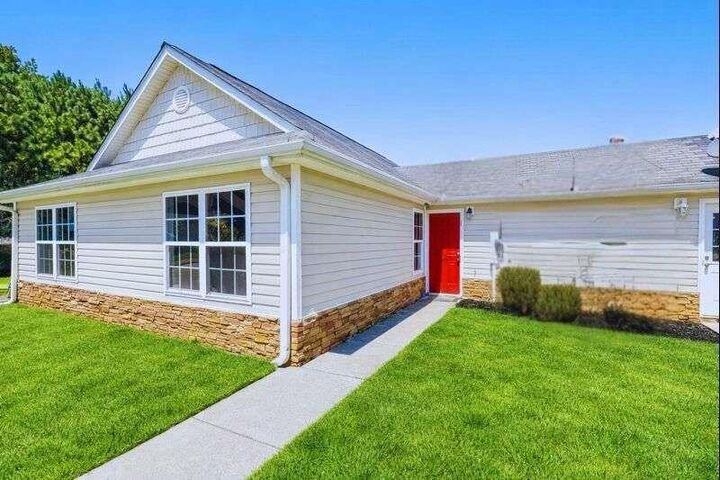 Property Photo: 281 Northwinds Boulevard GA 30117