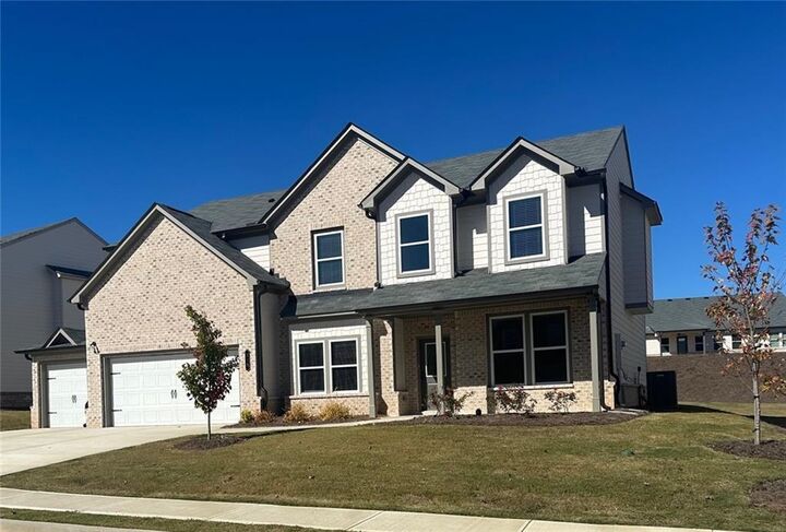 Property Photo: 385 Rodeo Drive GA 30011