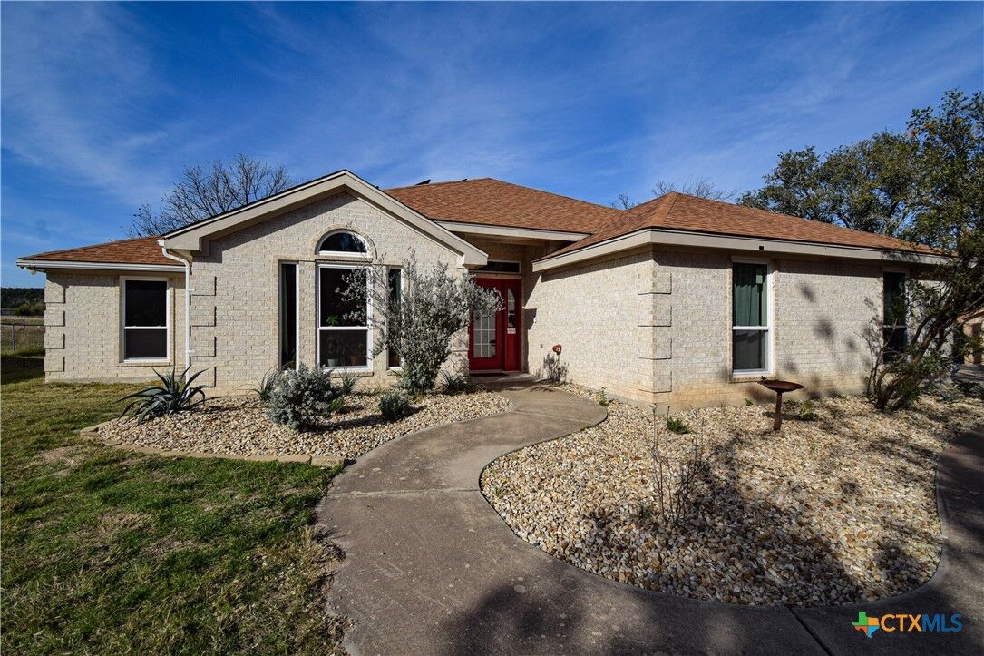 Property Photo:  3610 Oakridge Boulevard  TX 76548 