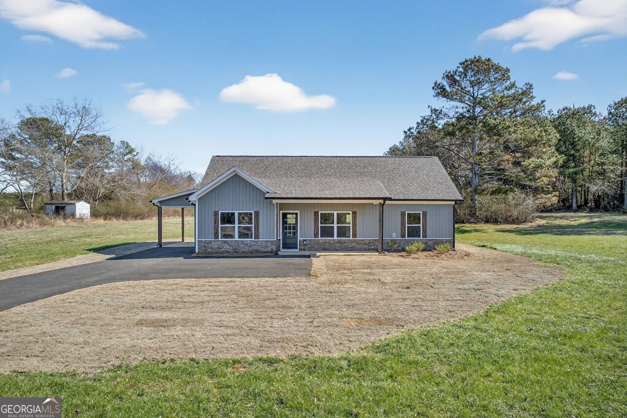 Property Photo:  525 Grogan Road  GA 30113 