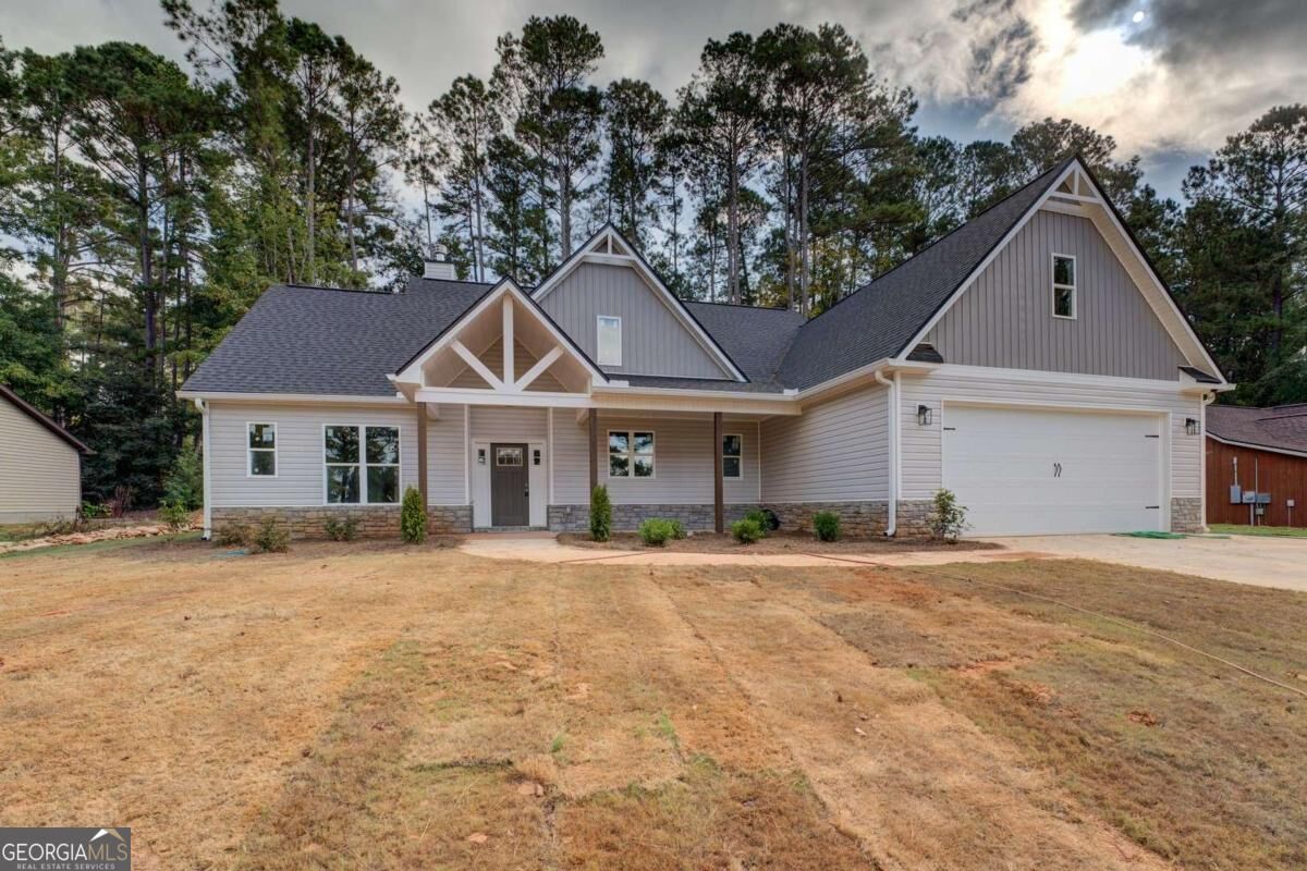 Property Photo:  124 Flamingo Drive  GA 31064 