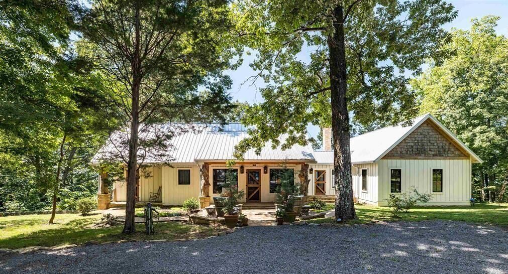 Property Photo:  19207 Scenic Highway  AL 35984 