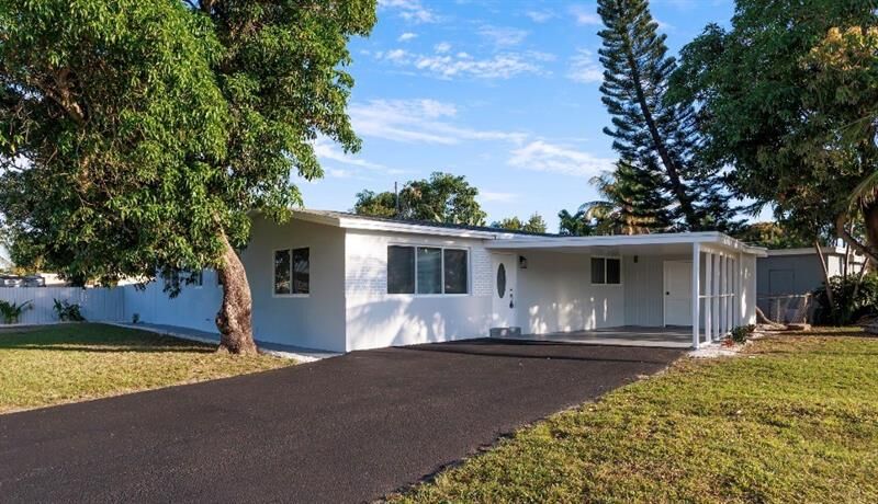 Property Photo:  5710 NE 2nd Ter  FL 33334 