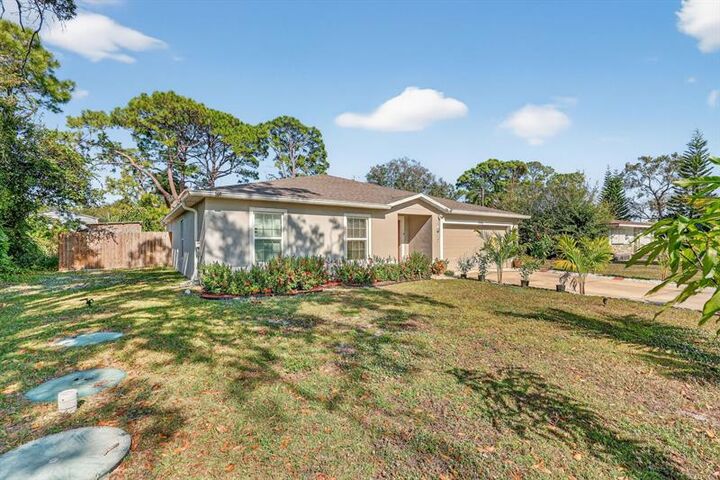 Property Photo:  7490 Penny Ln  FL 34951 
