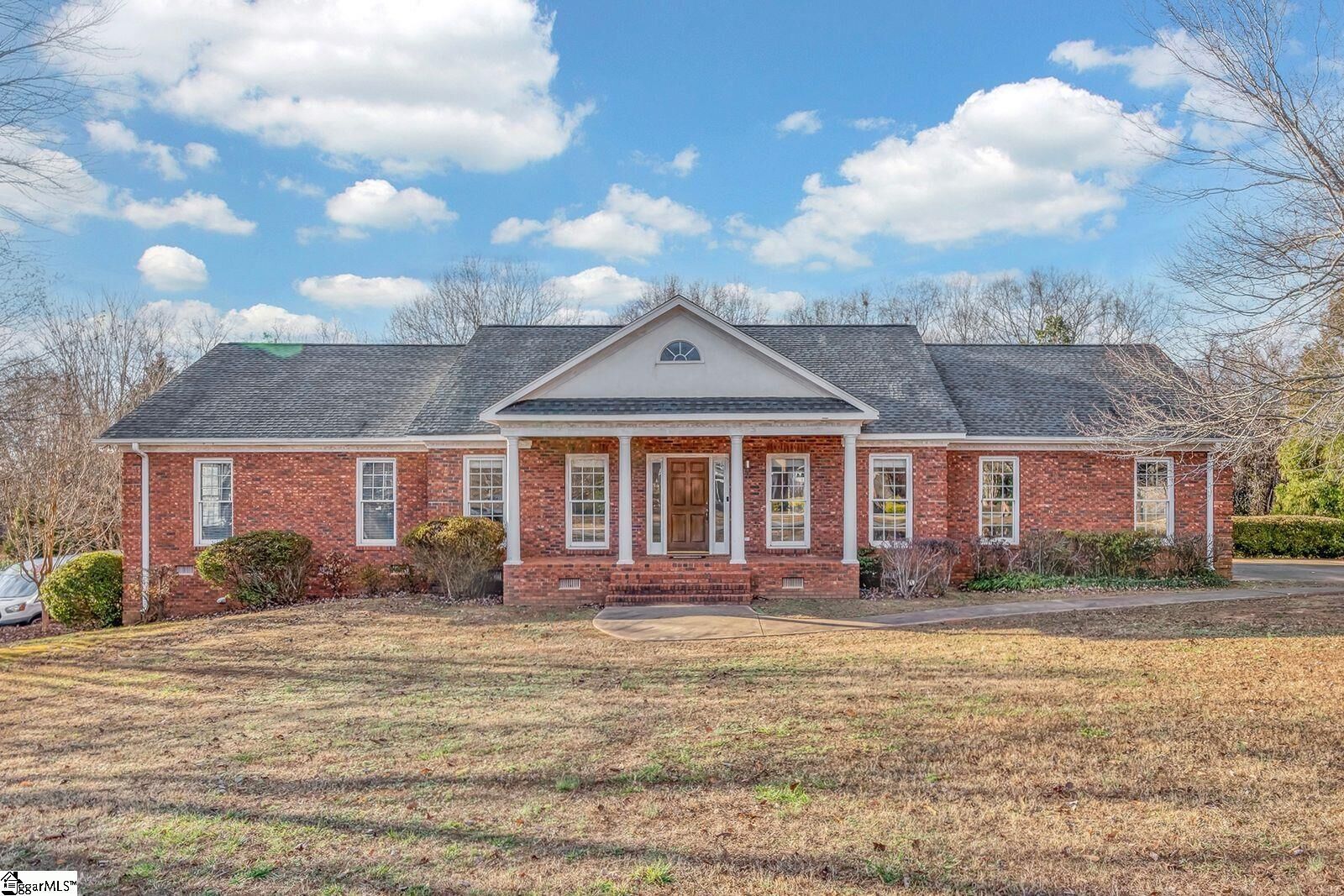 Property Photo: 123 Blairfield Court SC 29369