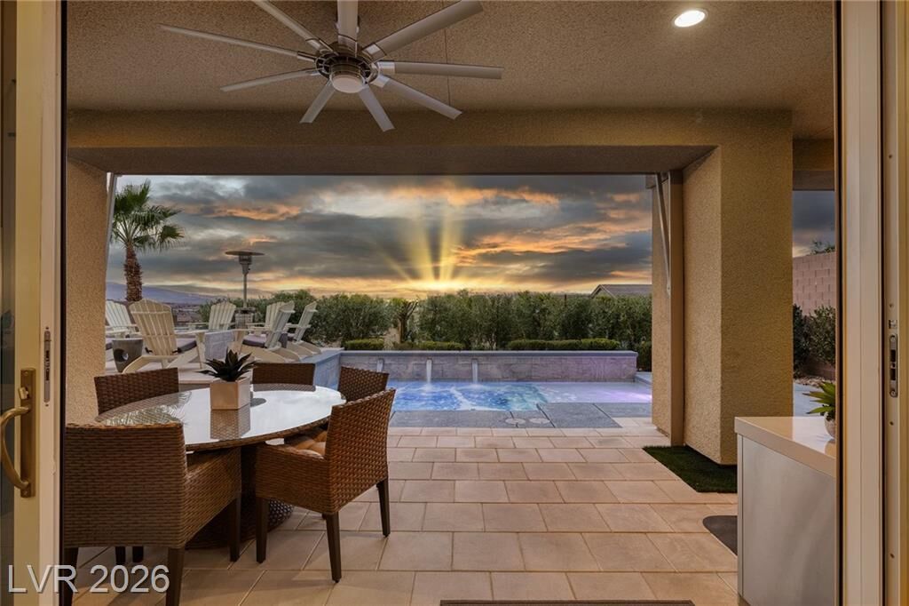 Property Photo: 7 Hilltop Crest Street NV 89011