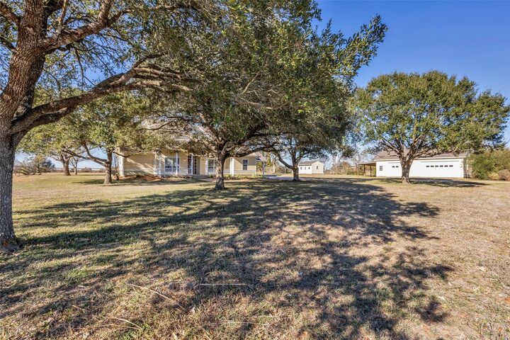 Property Photo:  1075 Harrisburg Road  TX 77833 