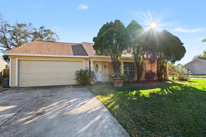 Property Photo:  13331 Harpers Bridge Drive  TX 77041 