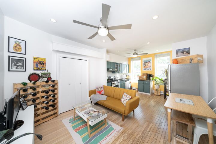 Property Photo:  201 Pavonia Ave Unit 2R  NJ 07302 