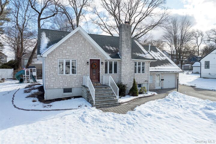 Property Photo:  2 Henry Court  NY 10954 