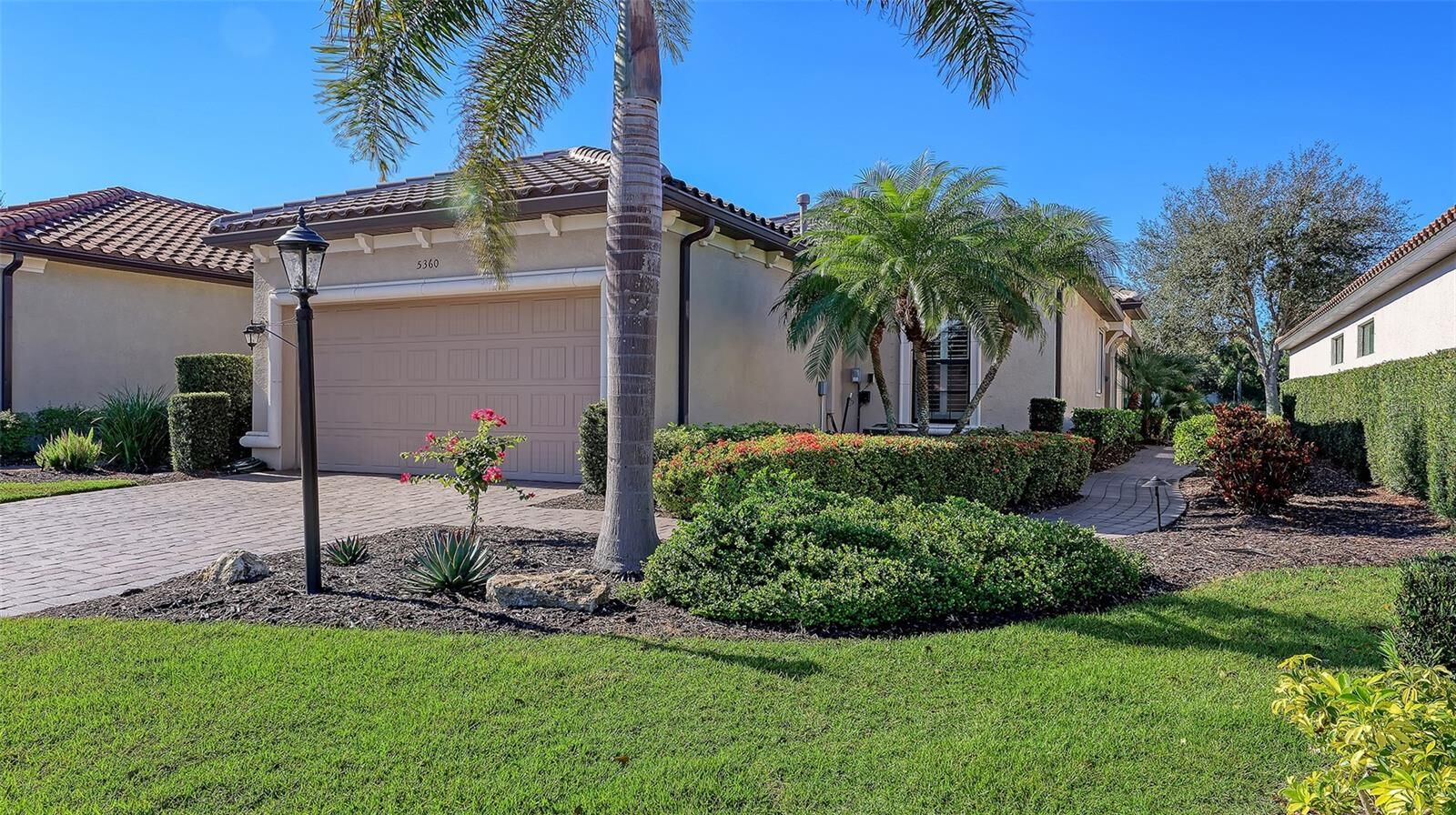 Property Photo:  5360 Vaccaro Court  FL 34211 