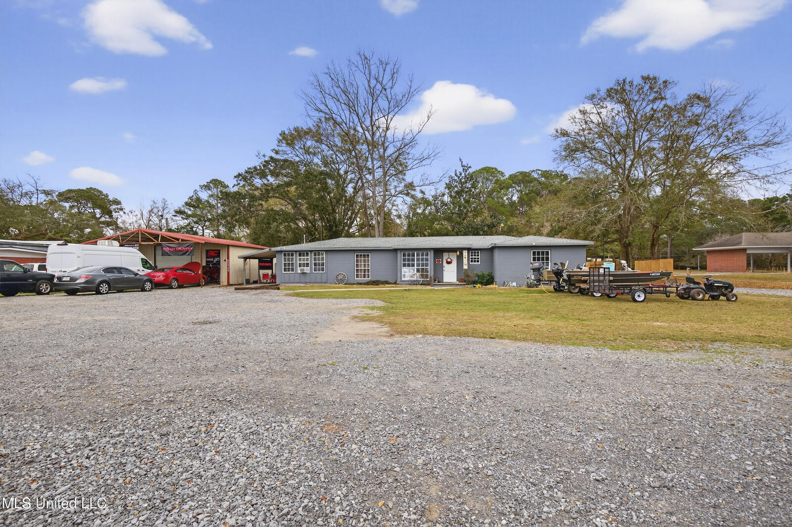 Property Photo:  7621 Elder Ferry Road  MS 39563 