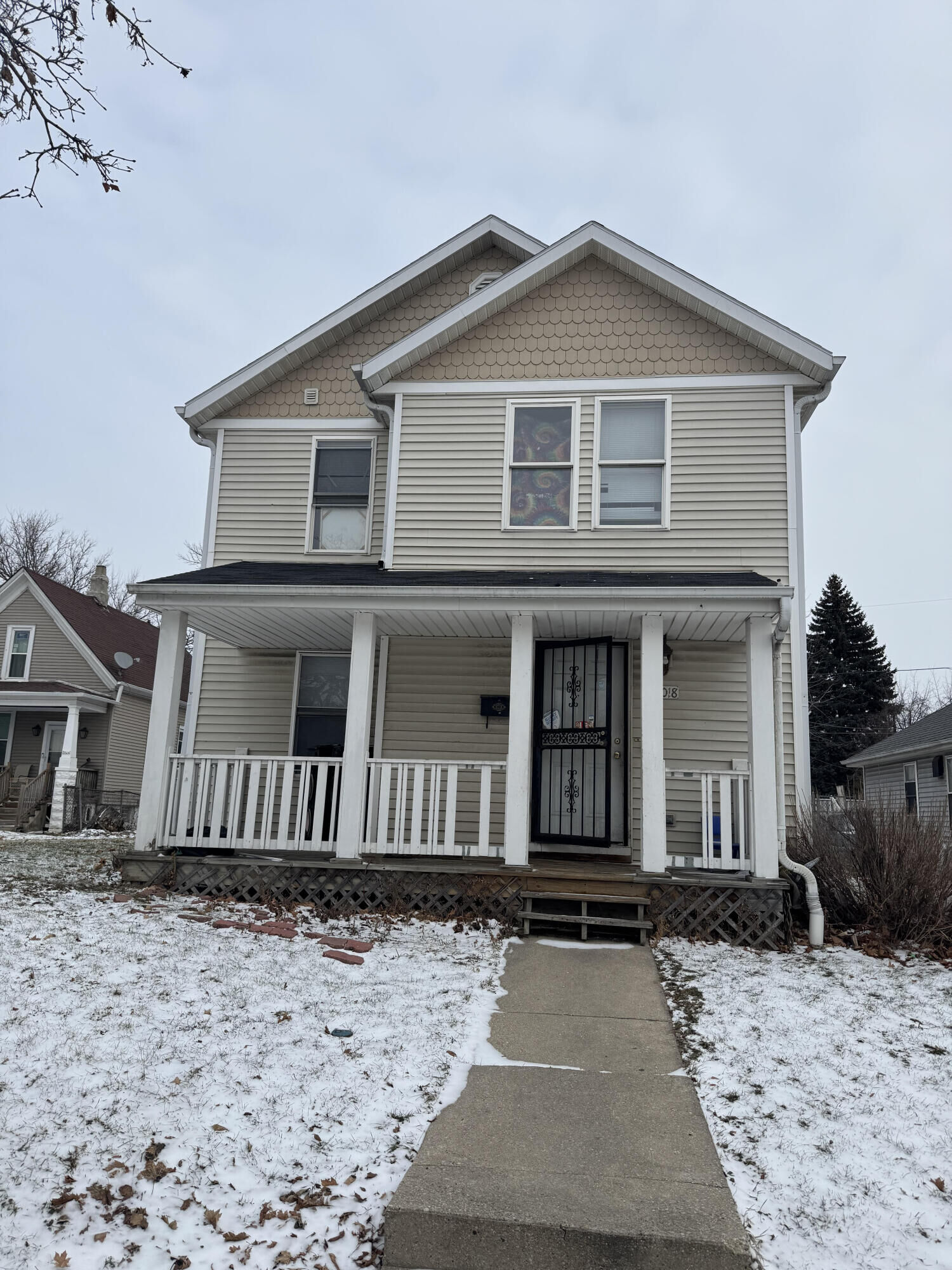 Property Photo: 2018 N 29th St WI 53208