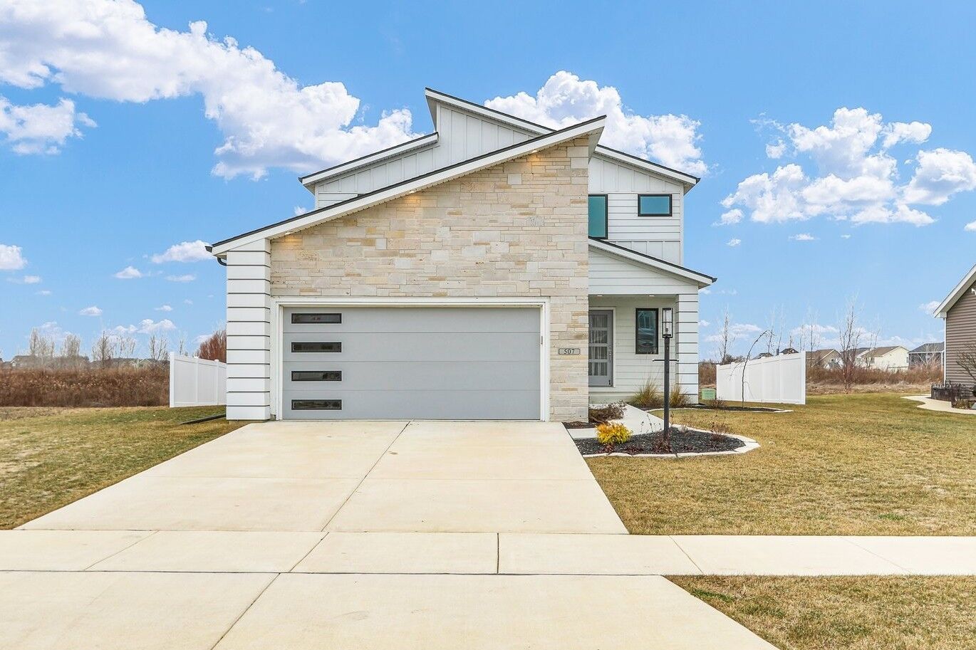 Property Photo: 507 Harpers Ferry IL 61874