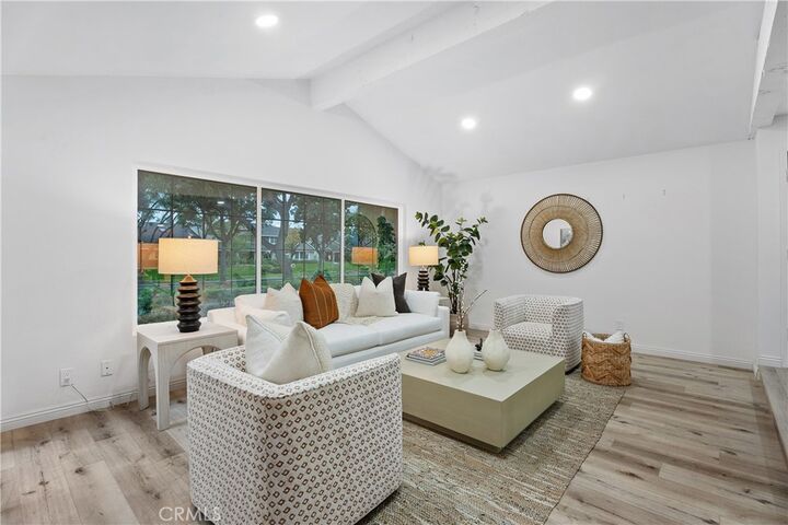 Property Photo:  16 E Yale Loop #28  CA 92604 