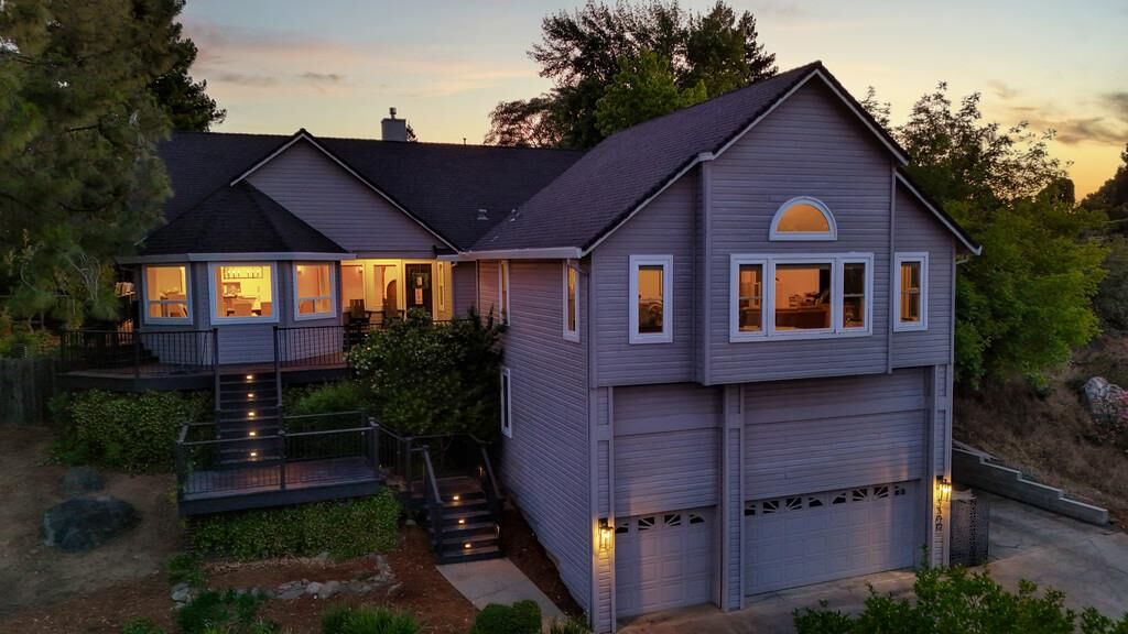 Property Photo:  3300 Woodleigh Lane  CA 95682 