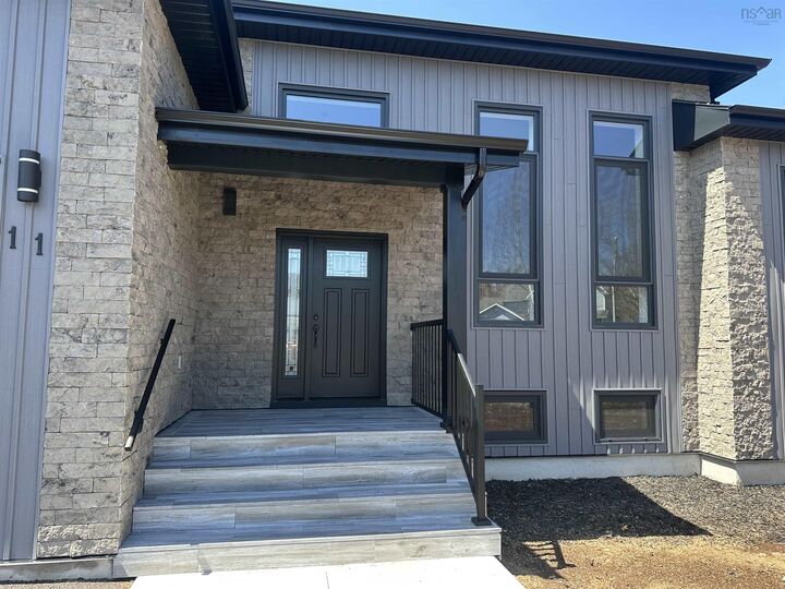 Property Photo: 11 Chiavari Close NS B9A 2M3