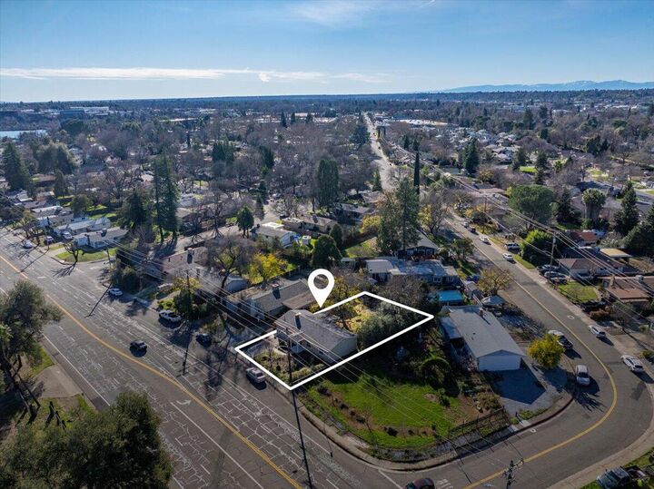 Property Photo:  2068 Park Marina Drive  CA 96001 