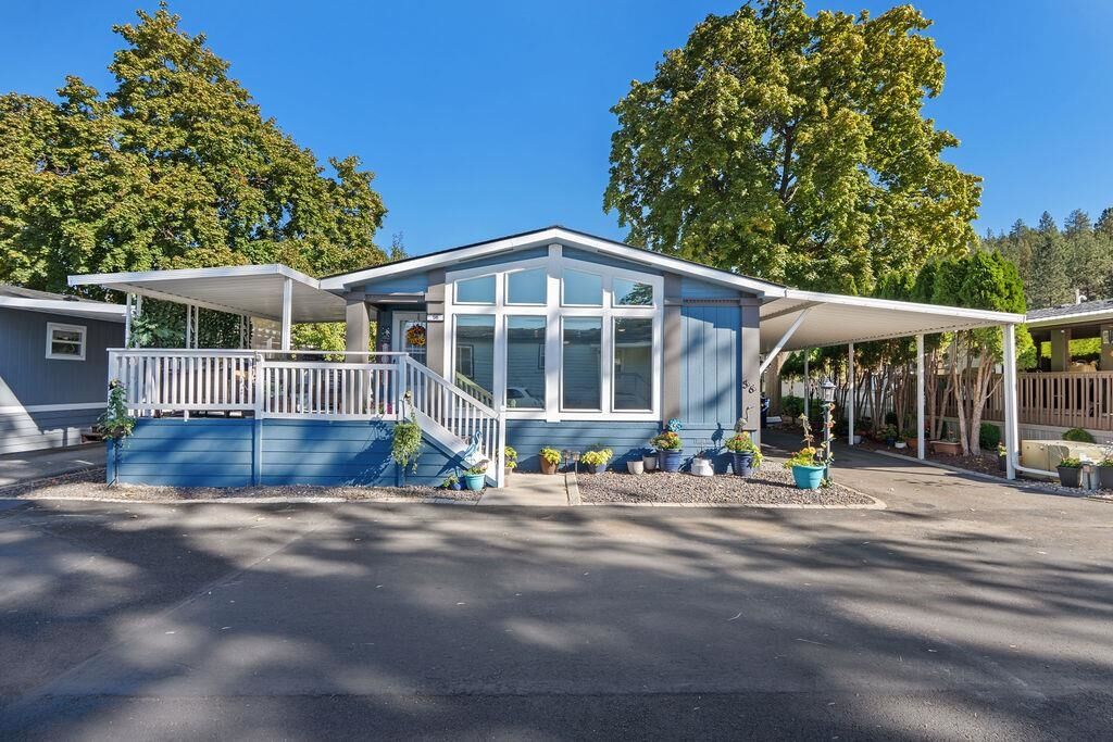 Property Photo: 208 S Neyland #56 Rd Unit 56 WA 99019