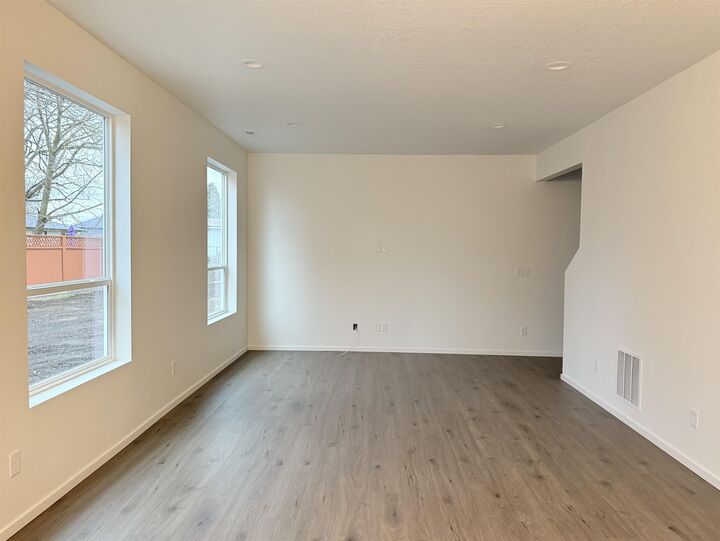 Property Photo: 9519 E Michielli Ln Lot 5 WA 99206