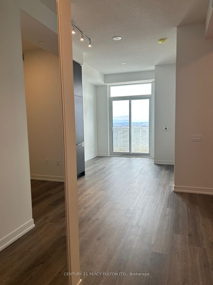 Property Photo:  195 Commerce Street 5310  ON L4K 0P9 