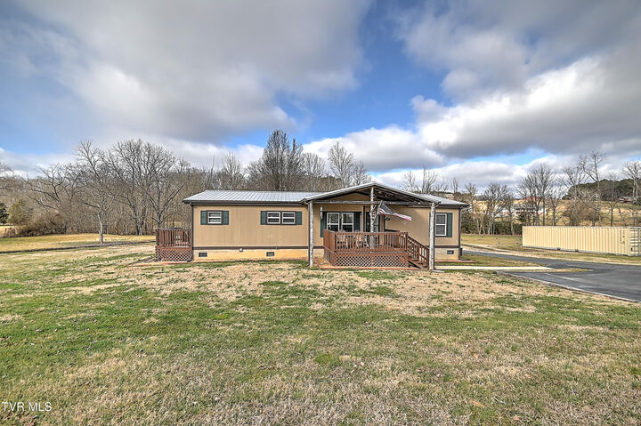 Property Photo: 1096 Old Elizabethton Highway TN 37618