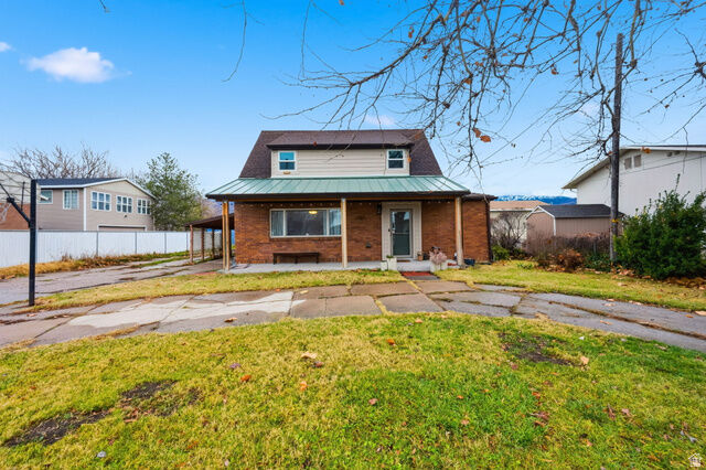 Property Photo:  740 N 1100 W  UT 84087 