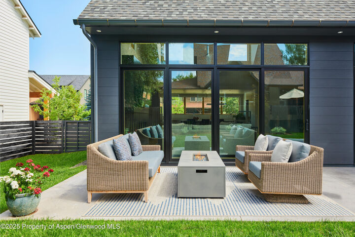 Property Photo:  129 Valley Court  CO 81621 