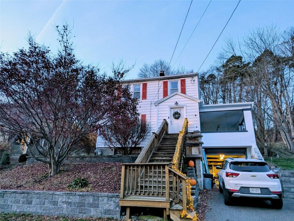 Property Photo:  28 Sunset Drive  NY 13905 