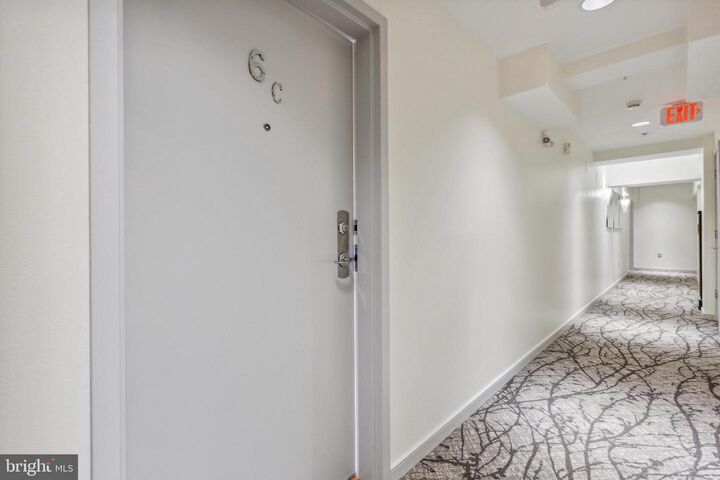 Property Photo:  815 King Street 6C  VA 22314 