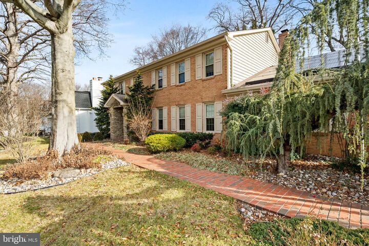 Property Photo:  12304 Harbour Circle  MD 20744 