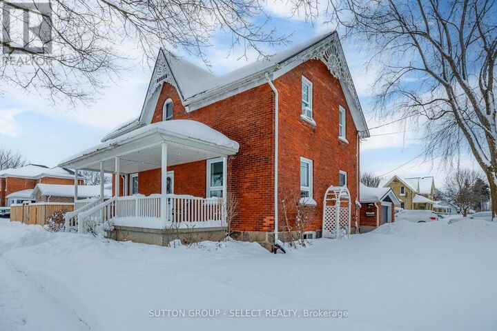 Property Photo:  147 St Andrews Street  ON N0K 1N0 