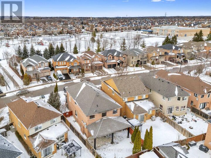 Property Photo:  85 Lio Avenue  ON L4H 1R9 