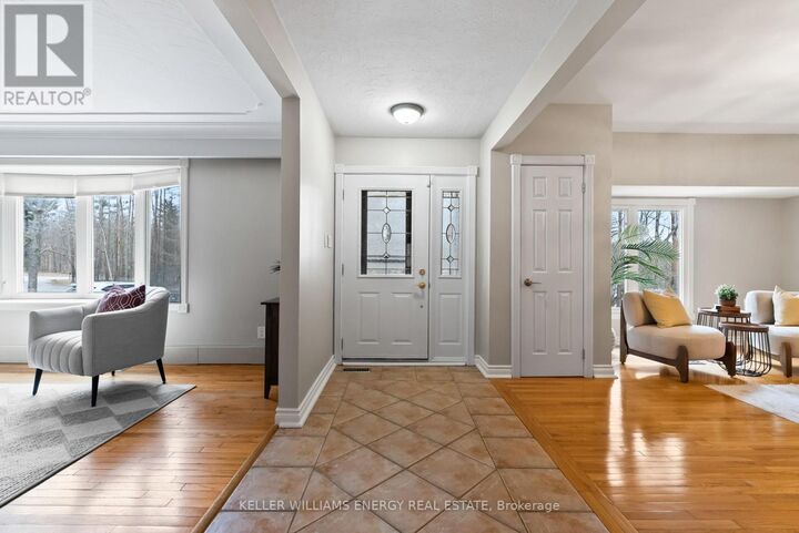 Property Photo:  16262 McCowan Road  ON L4A 2T2 