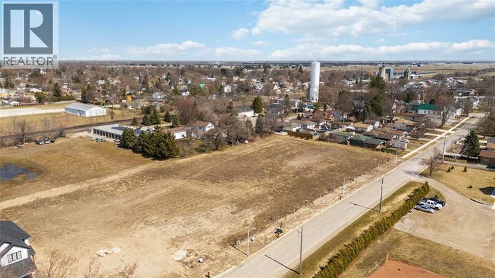 Property Photo:  581 Plympton Street  ON N0N 1T0 