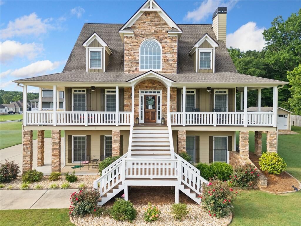 Property Photo:  92 River Walk Parkway  GA 30145 