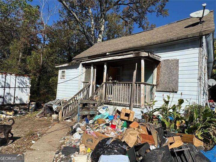 Property Photo:  19 White Place SW  GA 30310 