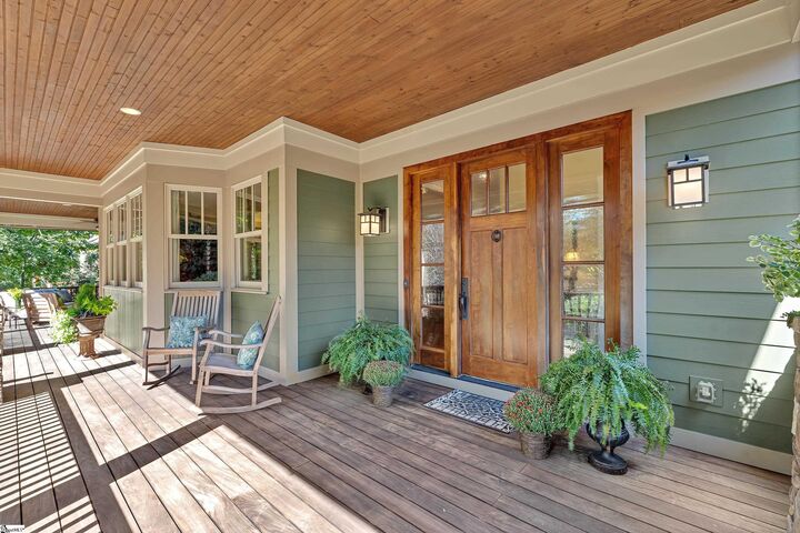 Property Photo:  1 Keller'S Gate Court  SC 29673 