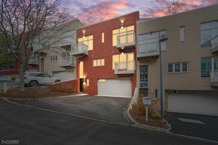 Property Photo:  9 Vela Way  NJ 07020 